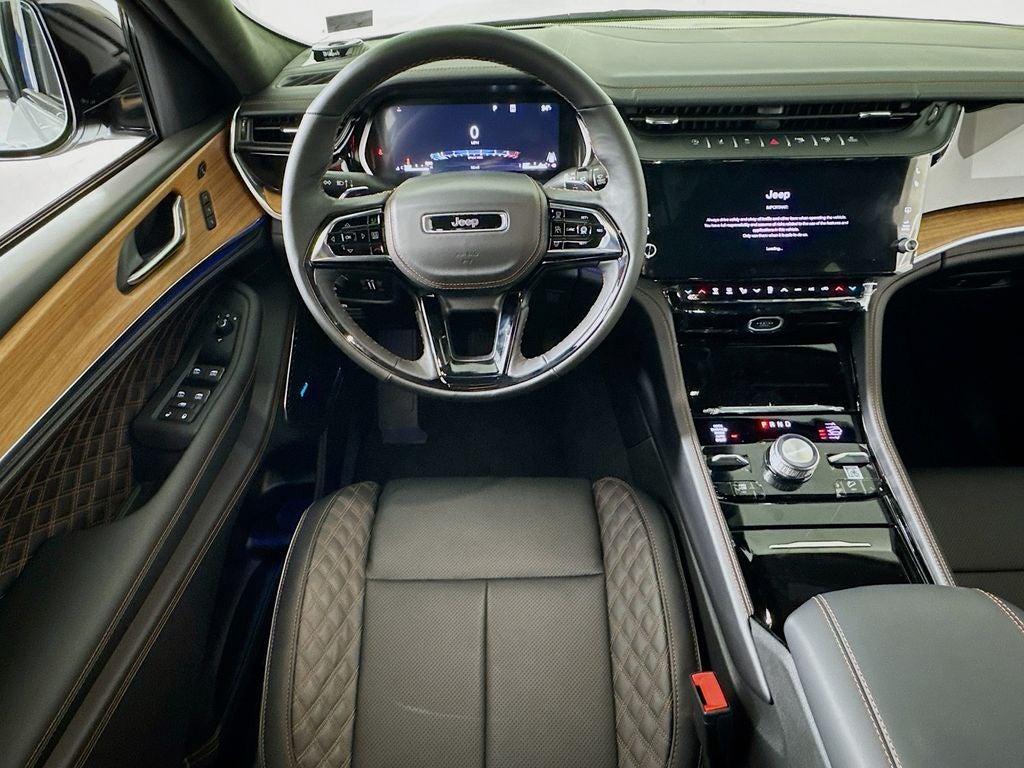 2026 Jeep Grand Cherokee Summit