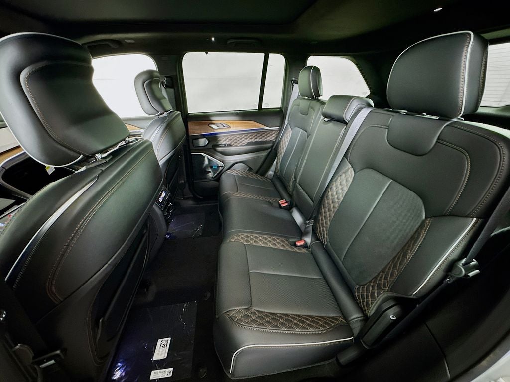 2026 Jeep Grand Cherokee Summit