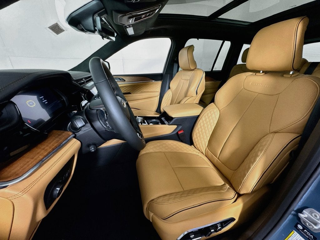 2027 Jeep Grand Cherokee Summit