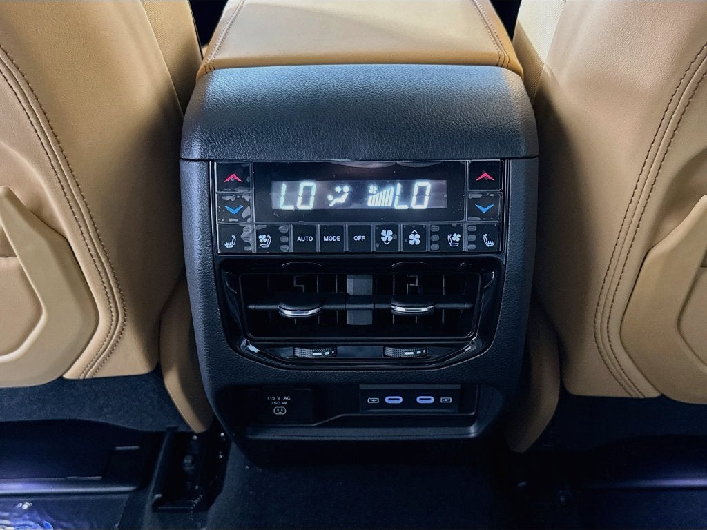 2027 Jeep Grand Cherokee Summit