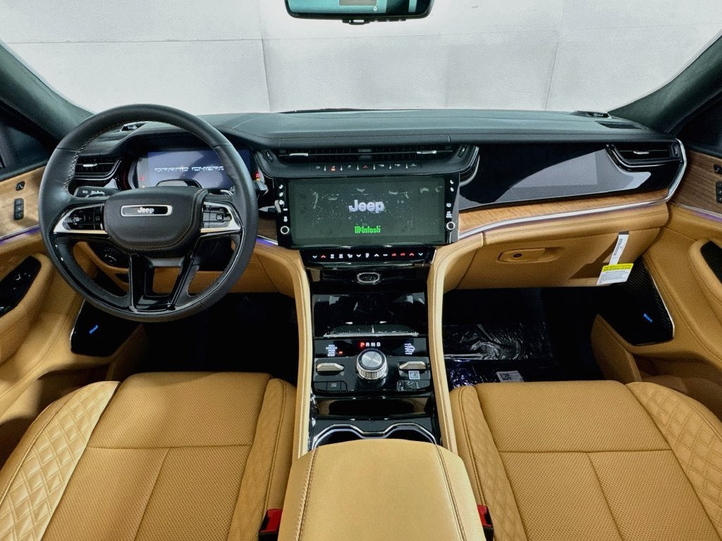 2027 Jeep Grand Cherokee Summit