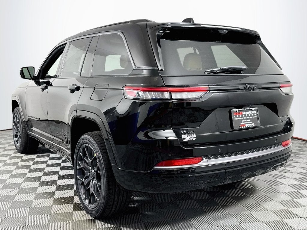 2027 Jeep Grand Cherokee Summit