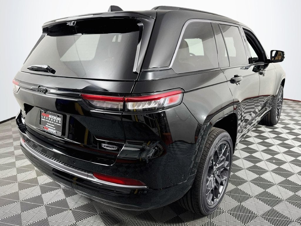 2027 Jeep Grand Cherokee Summit