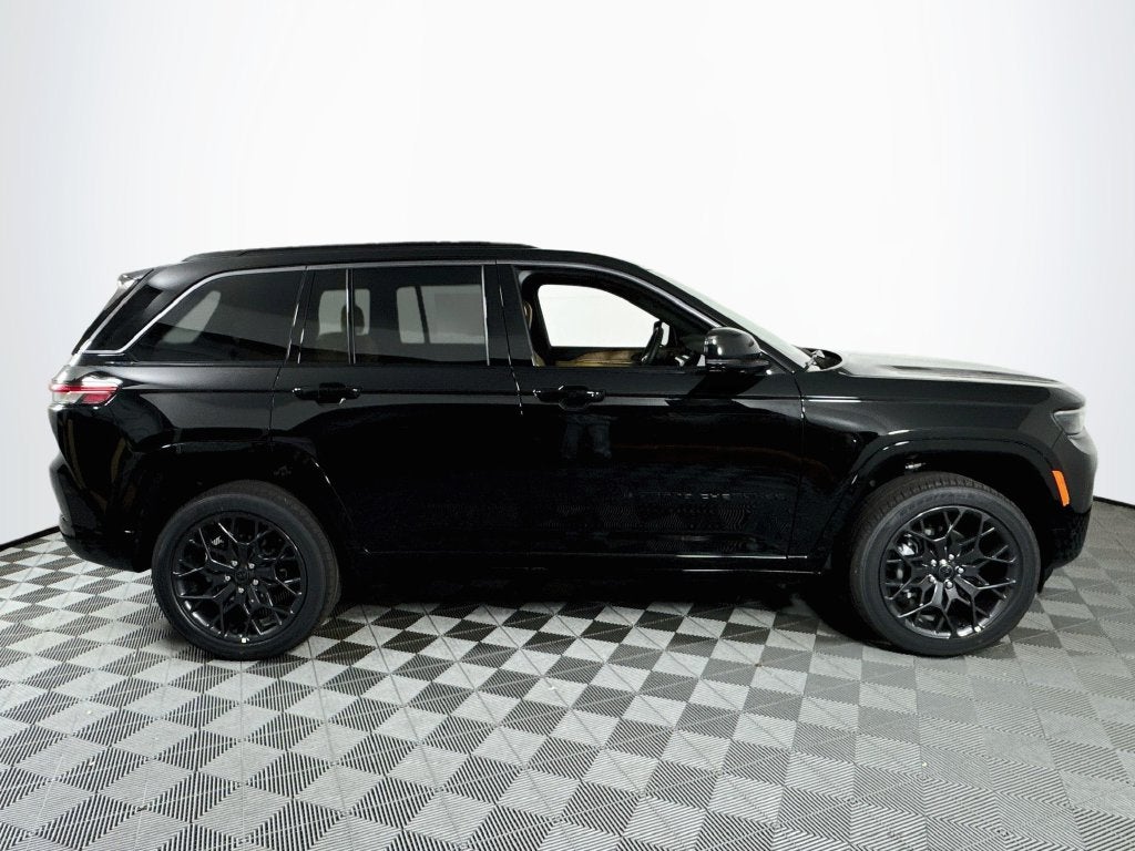 2027 Jeep Grand Cherokee Summit