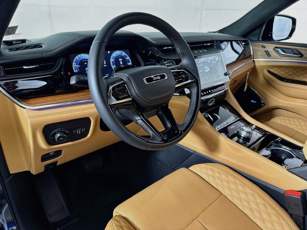 2027 Jeep Grand Cherokee Summit