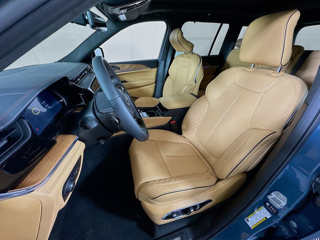 2026 Jeep Grand Cherokee Summit