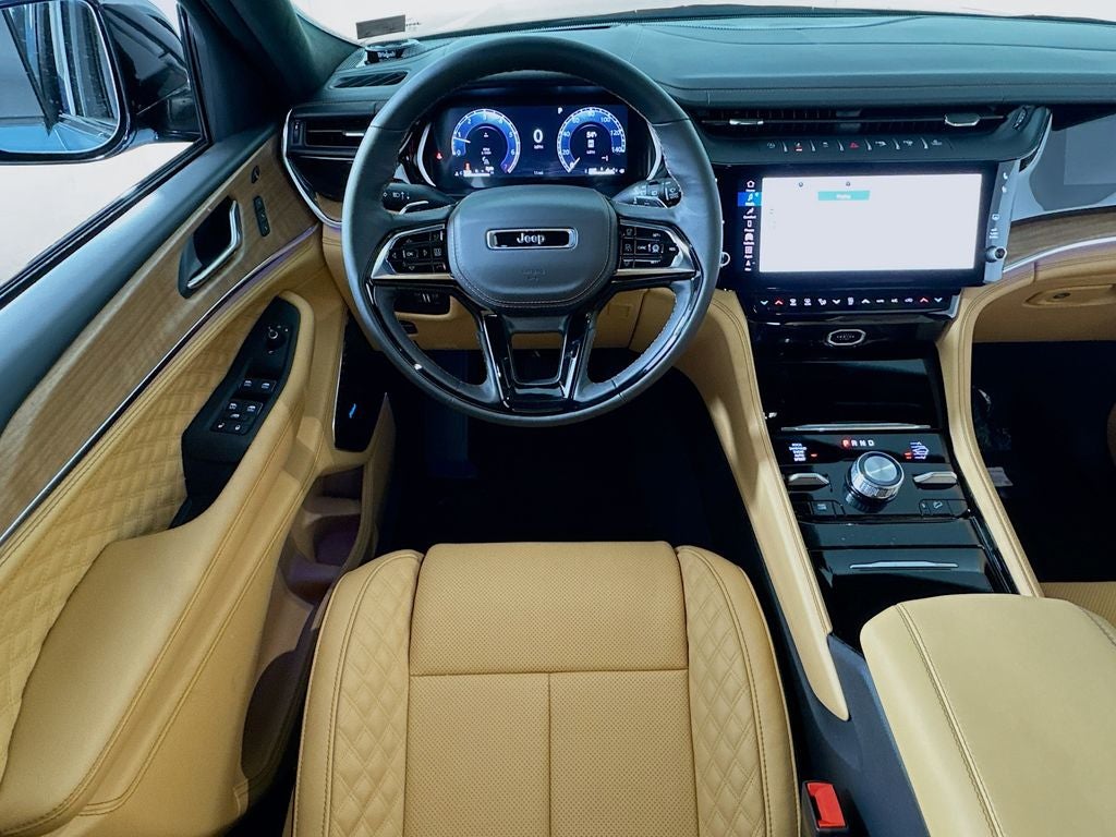 2026 Jeep Grand Cherokee Summit