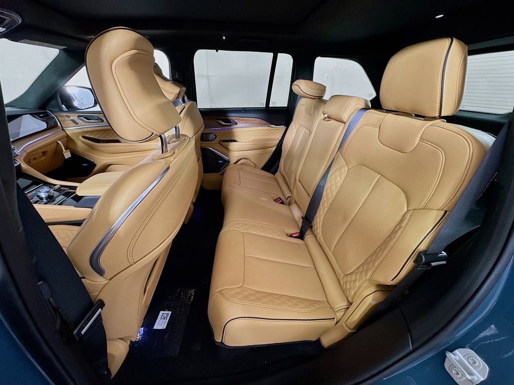 2026 Jeep Grand Cherokee Summit