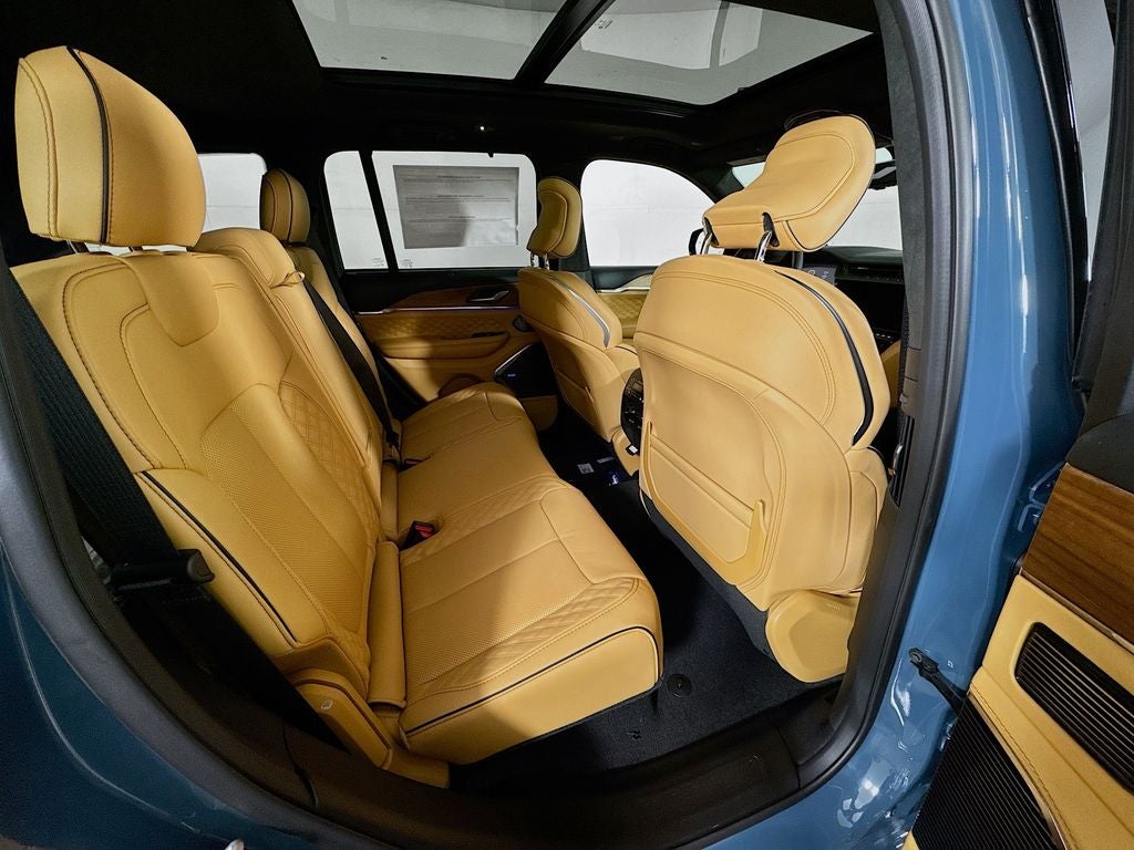 2026 Jeep Grand Cherokee Summit