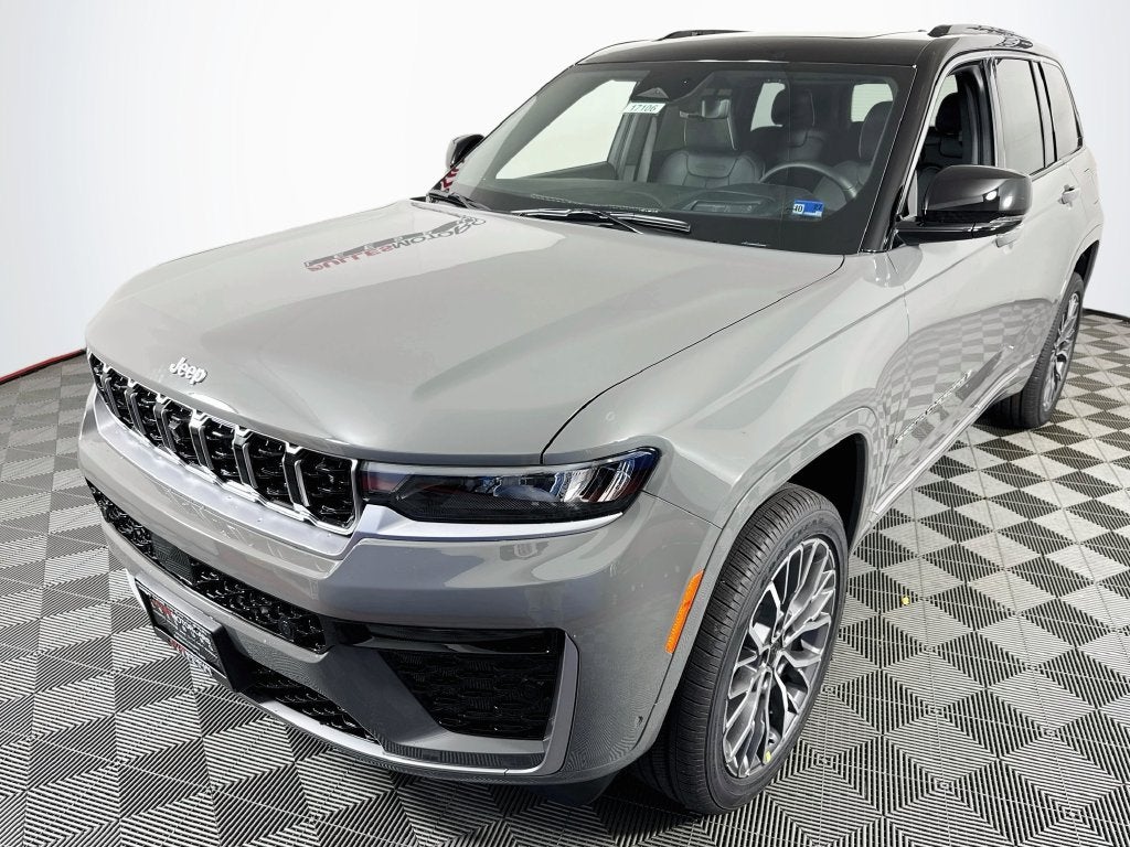 2027 Jeep Grand Cherokee Summit