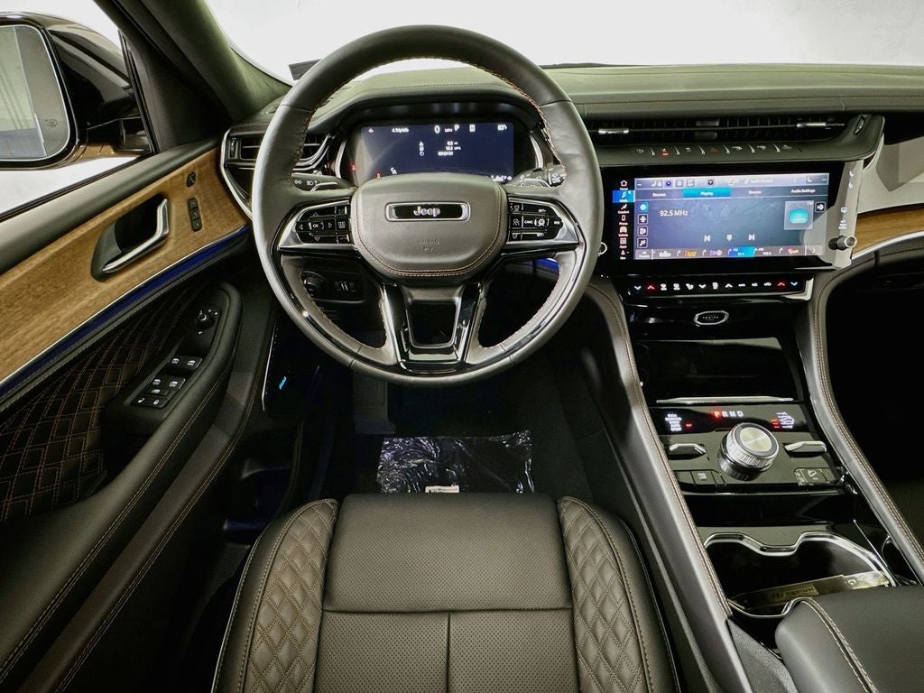 2027 Jeep Grand Cherokee Summit