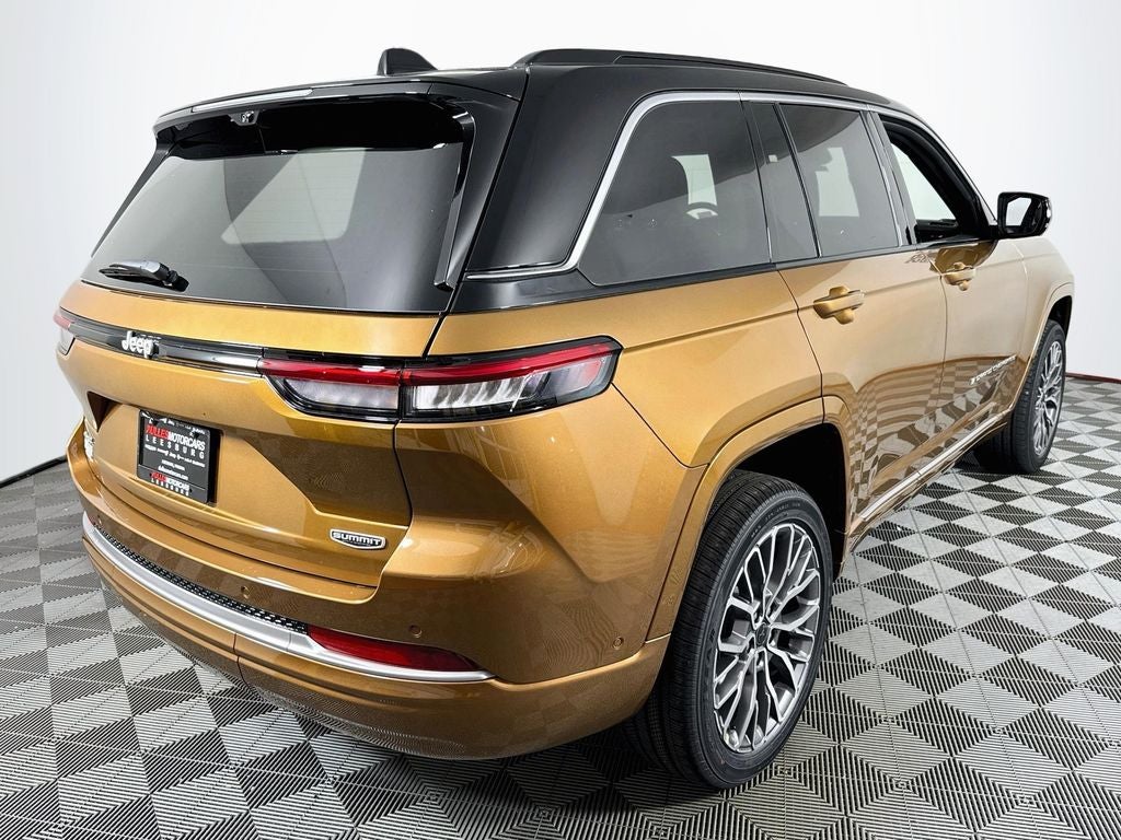 2027 Jeep Grand Cherokee Summit
