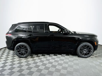 2026 Jeep Grand Cherokee Summit