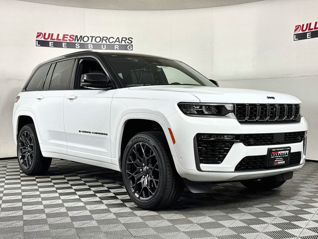 2026 Jeep Grand Cherokee Summit