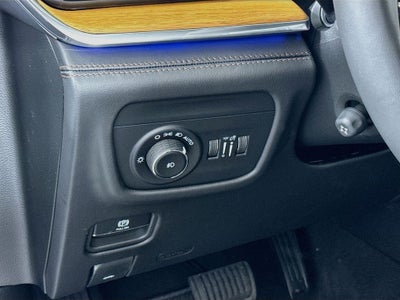 2026 Jeep Grand Cherokee Summit