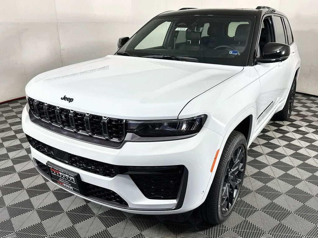 2026 Jeep Grand Cherokee Summit