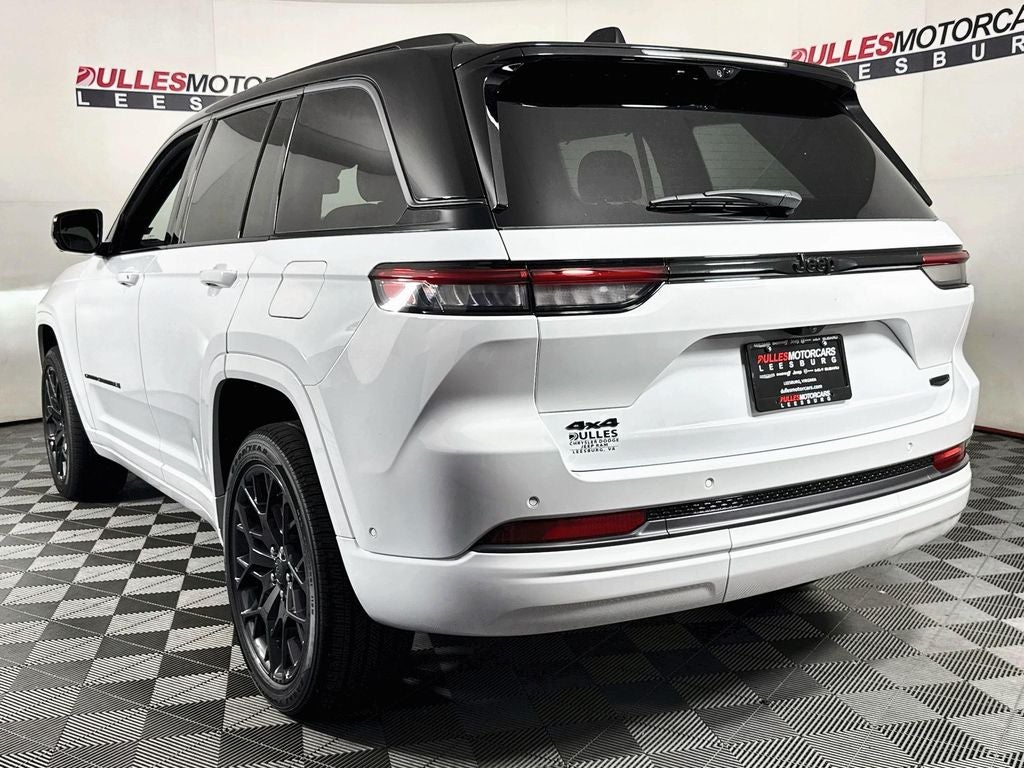 2026 Jeep Grand Cherokee Summit