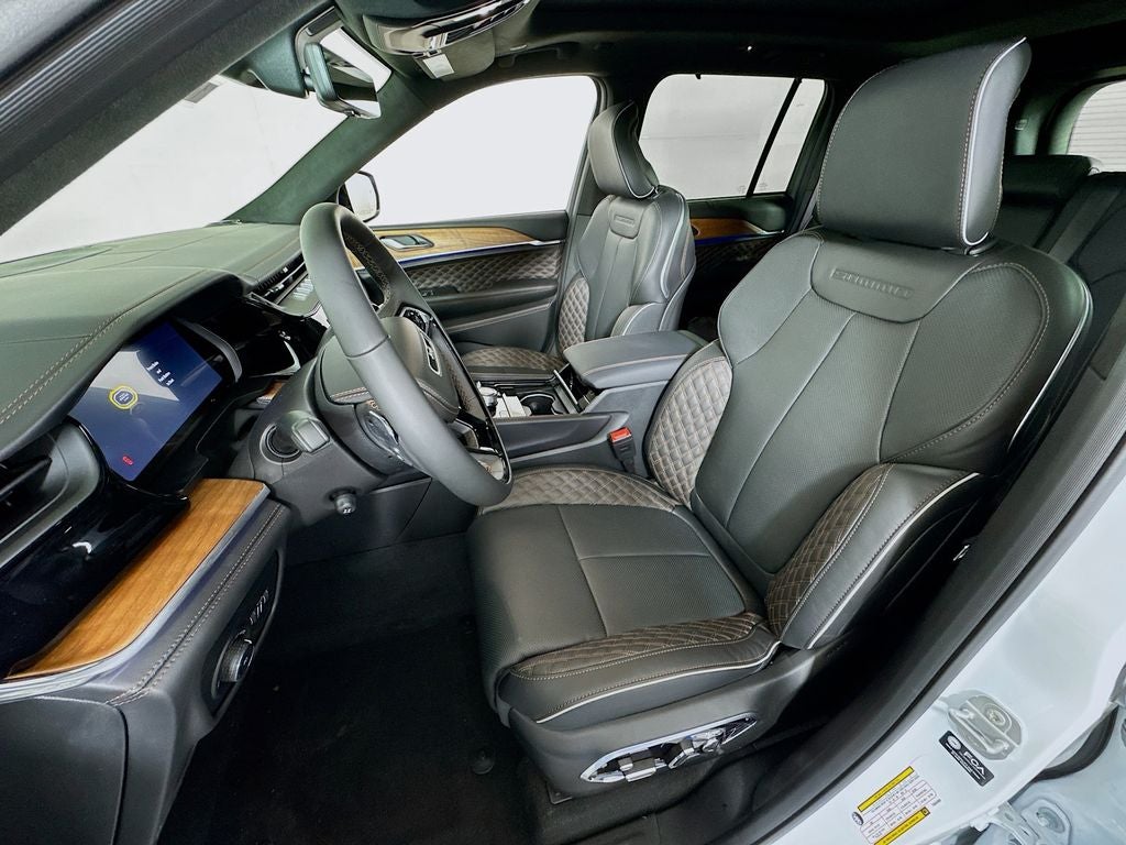 2026 Jeep Grand Cherokee Summit