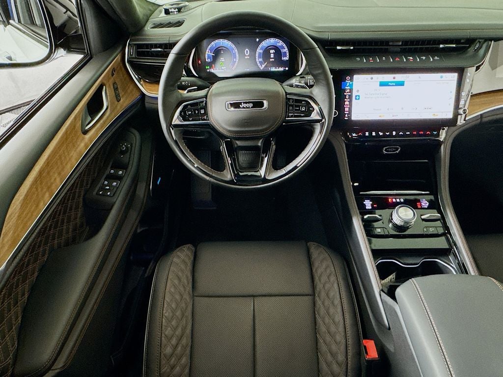 2026 Jeep Grand Cherokee Summit