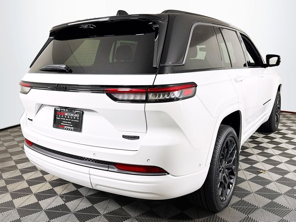 2026 Jeep Grand Cherokee Summit