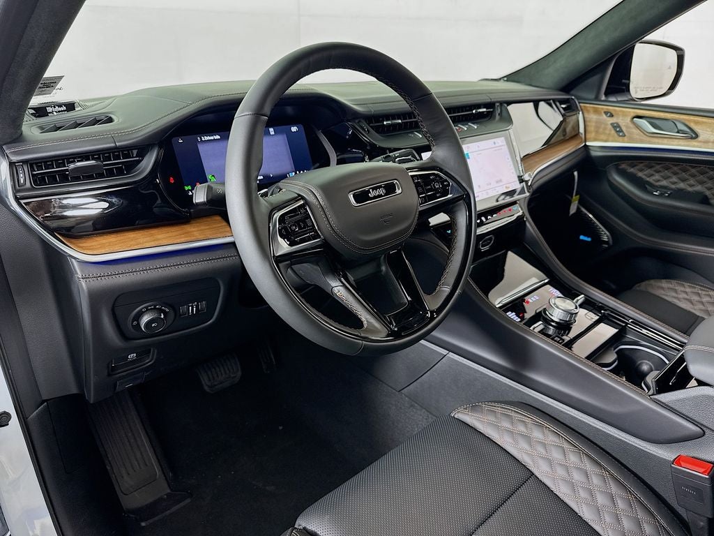 2026 Jeep Grand Cherokee Summit