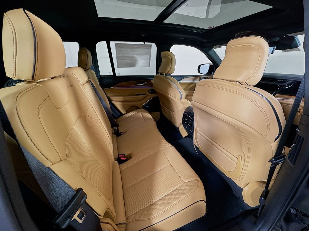 2026 Jeep Grand Cherokee Summit