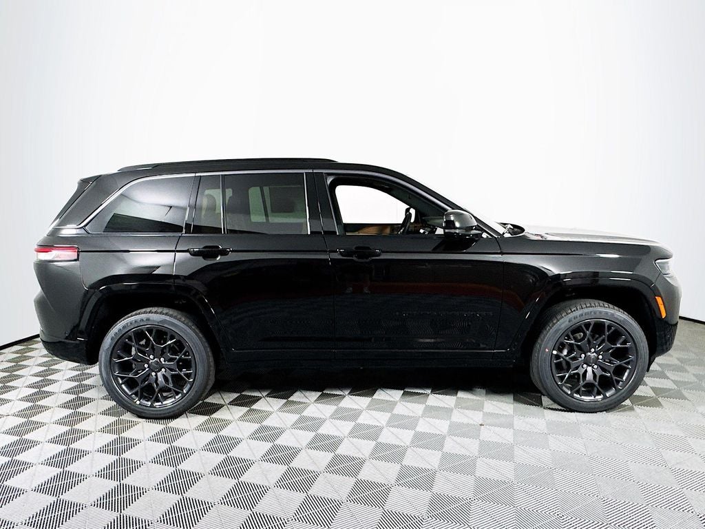 2026 Jeep Grand Cherokee Summit