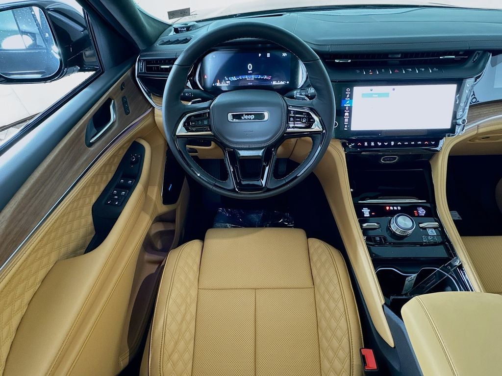 2026 Jeep Grand Cherokee Summit