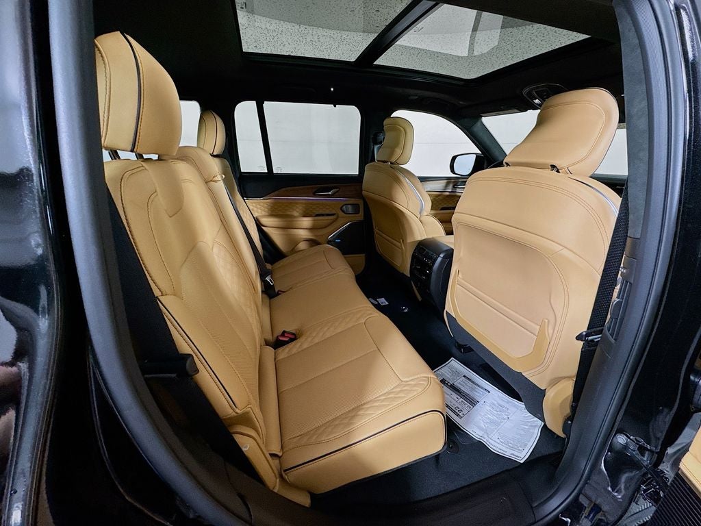 2026 Jeep Grand Cherokee Summit