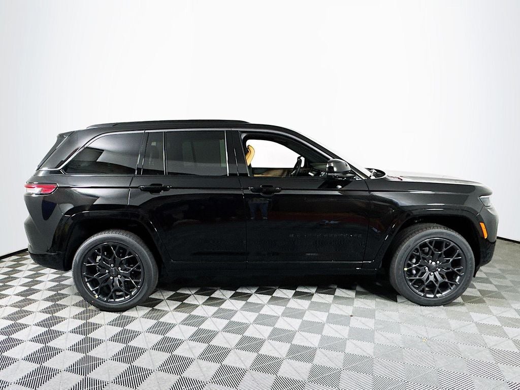 2026 Jeep Grand Cherokee Summit