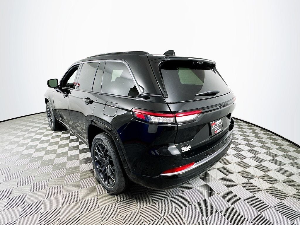 2026 Jeep Grand Cherokee Summit