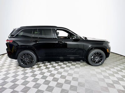 2026 Jeep Grand Cherokee Summit