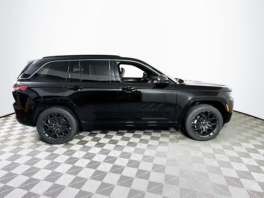 2026 Jeep Grand Cherokee Summit