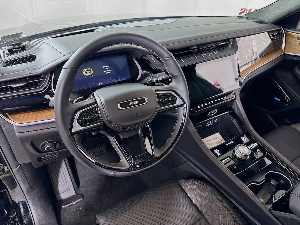 2026 Jeep Grand Cherokee Summit