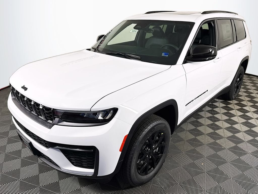 2026 Jeep Grand Cherokee L Laredo