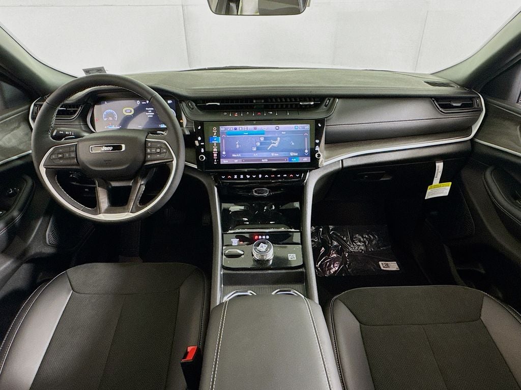 2026 Jeep Grand Cherokee L Laredo