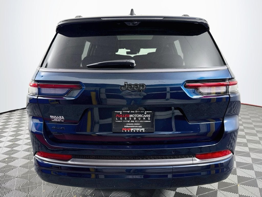 2027 Jeep Grand Cherokee L Limited Reserve