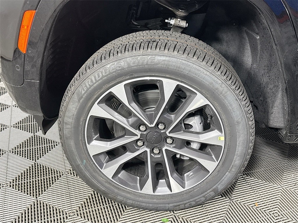 2025 Jeep Grand Cherokee L Overland