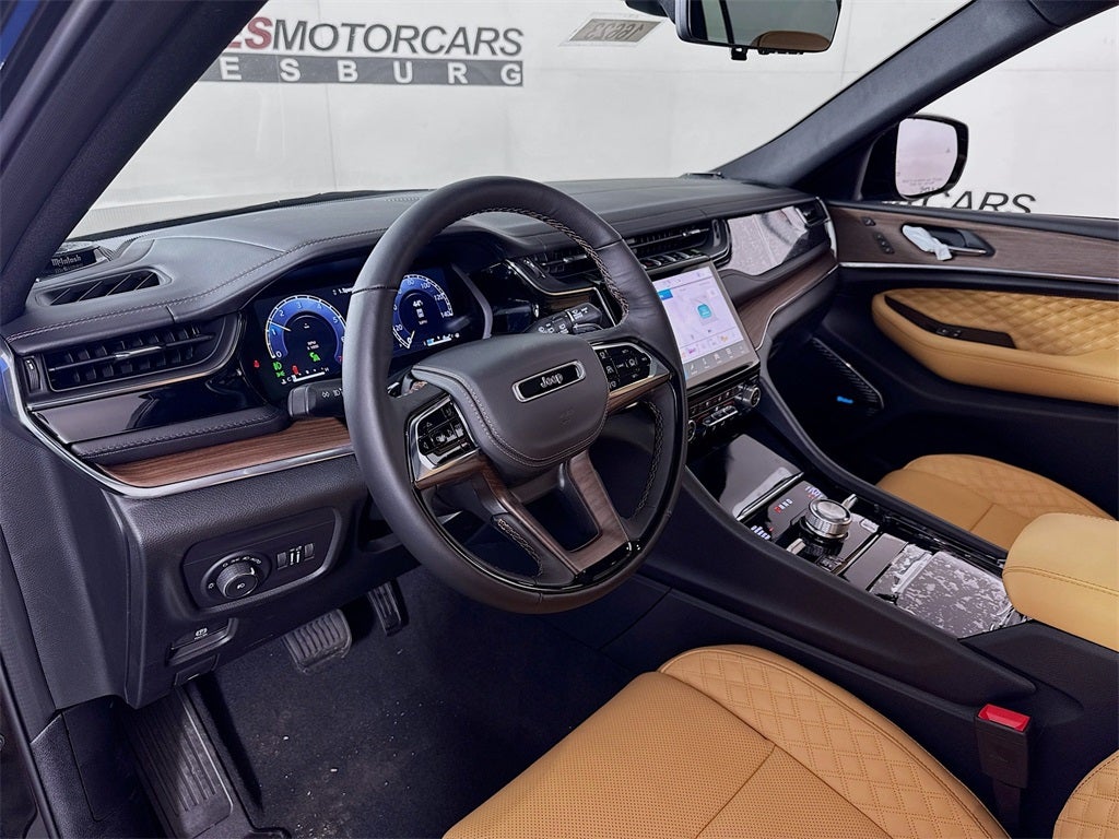 2025 Jeep Grand Cherokee L Summit