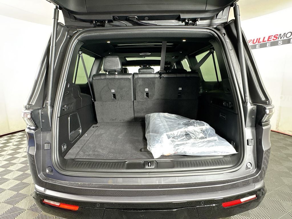 2026 Jeep Grand Wagoneer Limited Altitude