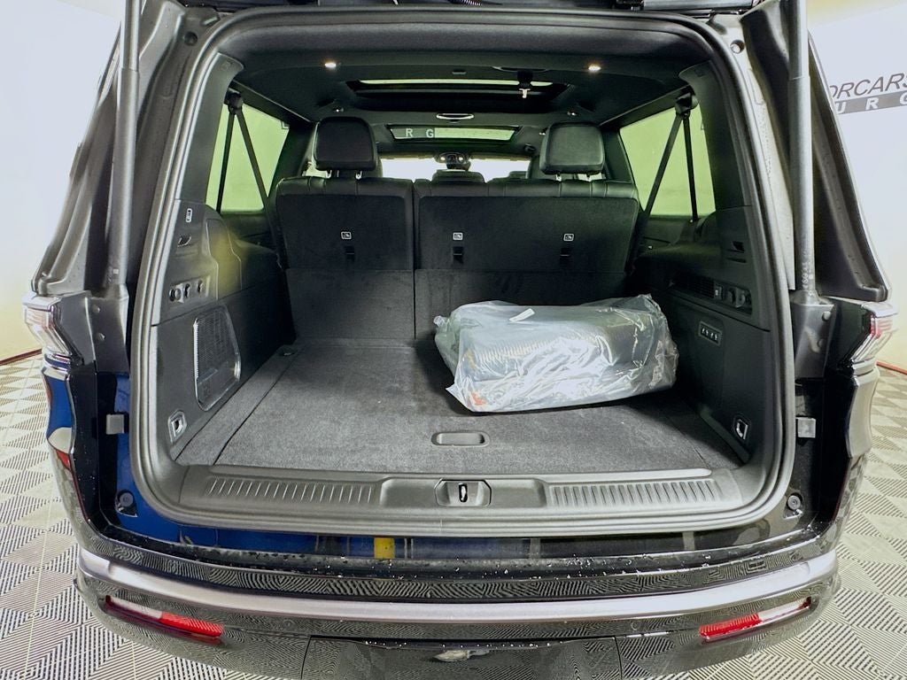 2026 Jeep Grand Wagoneer Limited Altitude