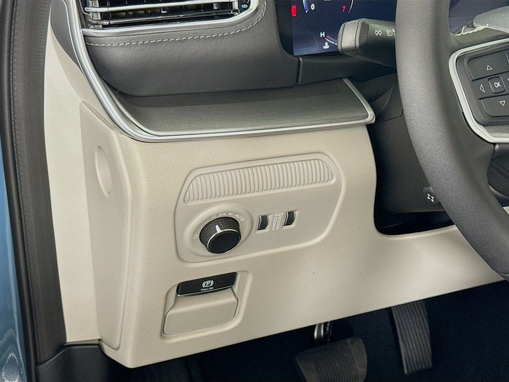 2026 Jeep Grand Wagoneer Limited Reserve