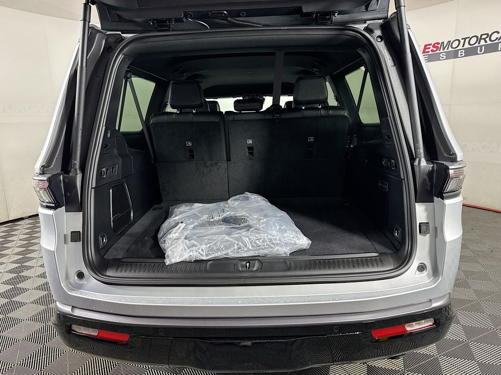 2026 Jeep Grand Wagoneer Limited Altitude