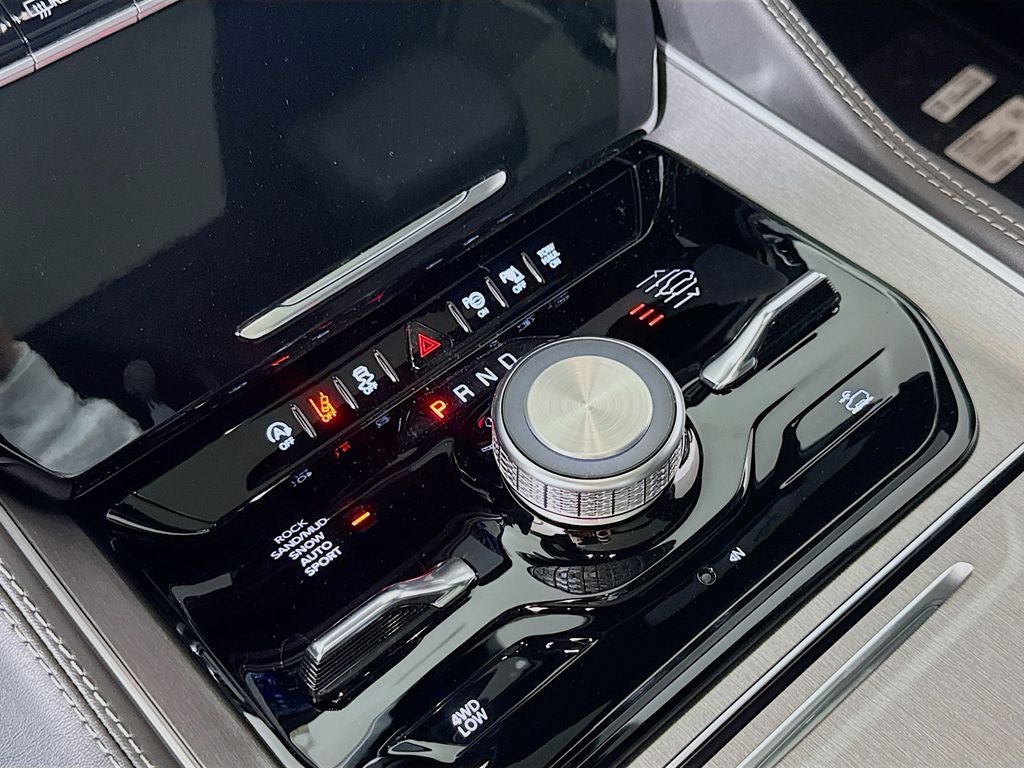 2026 Jeep Grand Wagoneer Limited Reserve