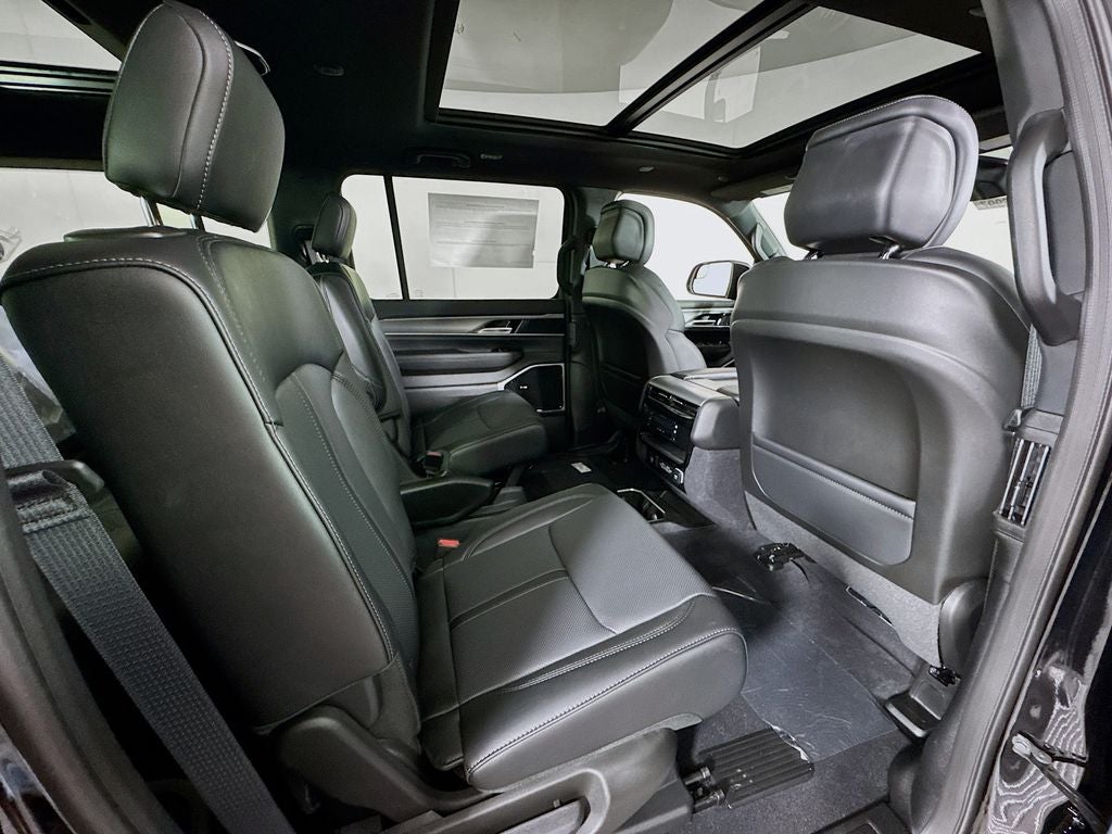 2026 Jeep Grand Wagoneer Limited Altitude