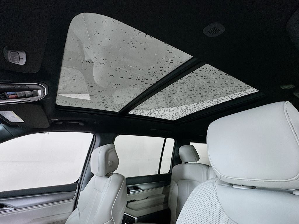 2026 Jeep Grand Wagoneer 4x4