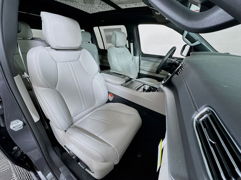 2026 Jeep Grand Wagoneer 4x4