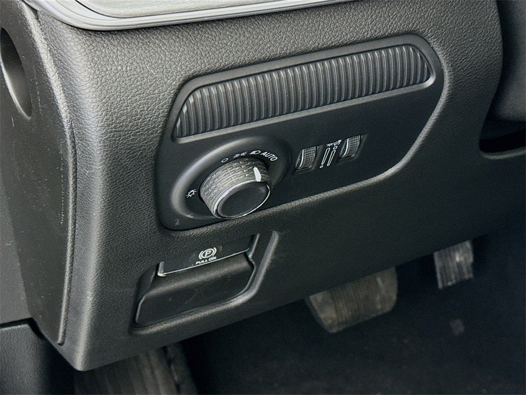 2026 Jeep Grand Wagoneer Base