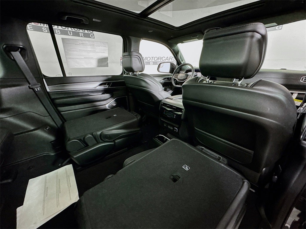 2026 Jeep Grand Wagoneer Base