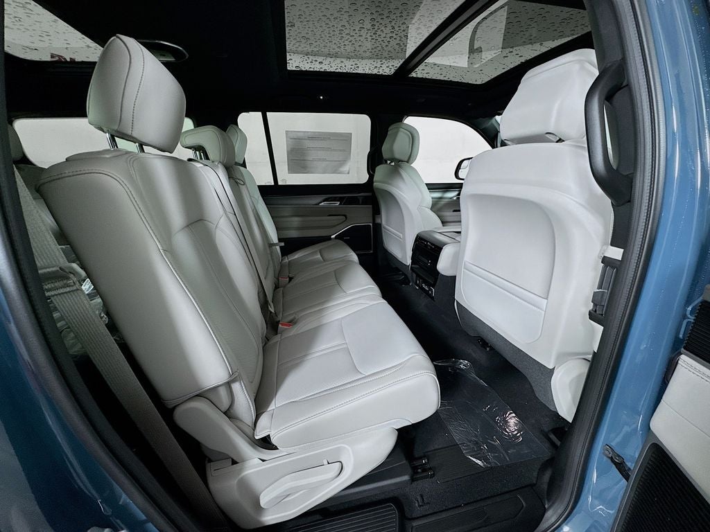 2026 Jeep Grand Wagoneer 4x4